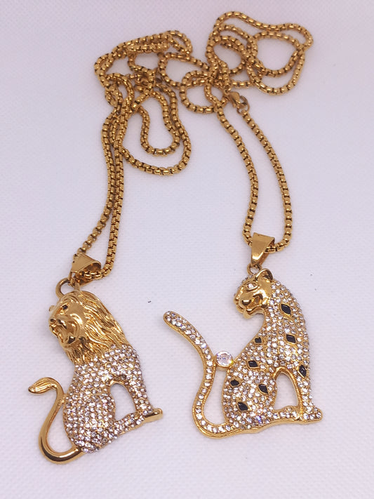 Collier lion /jaguar