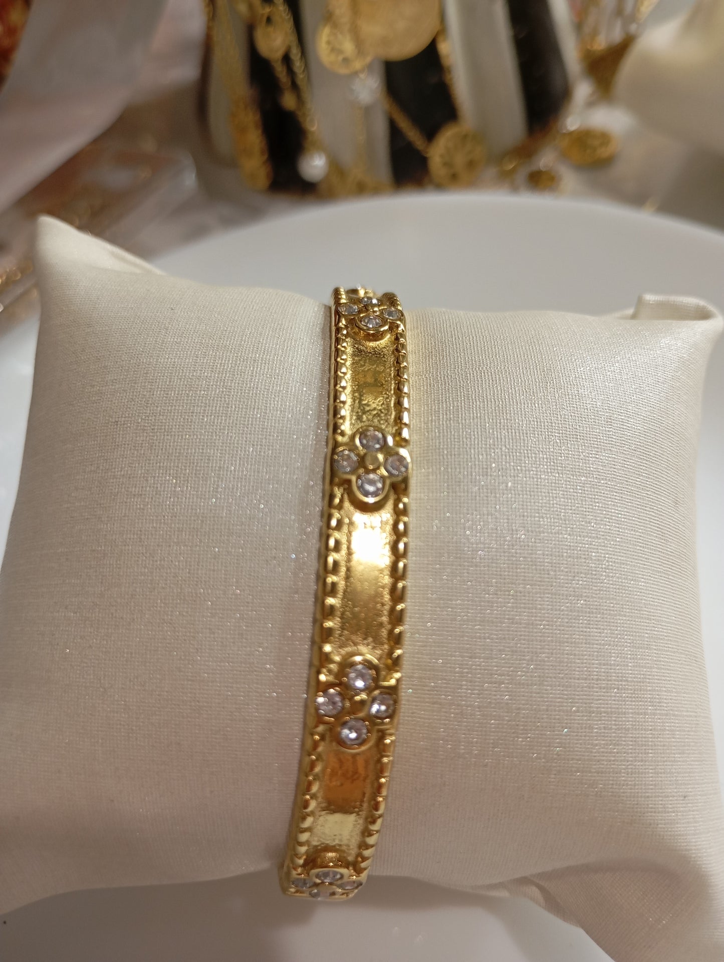 Bracelet trèfle avec strass blanc