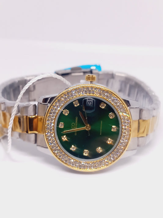 Montre multi couleur fond vert