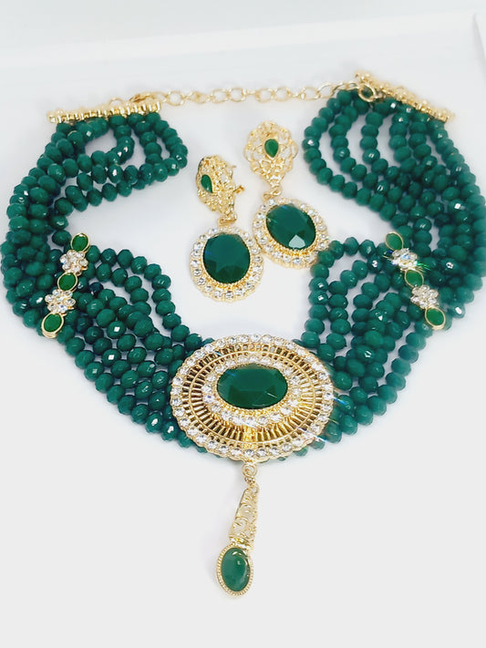 Collier orientale avec boucle couleur vert