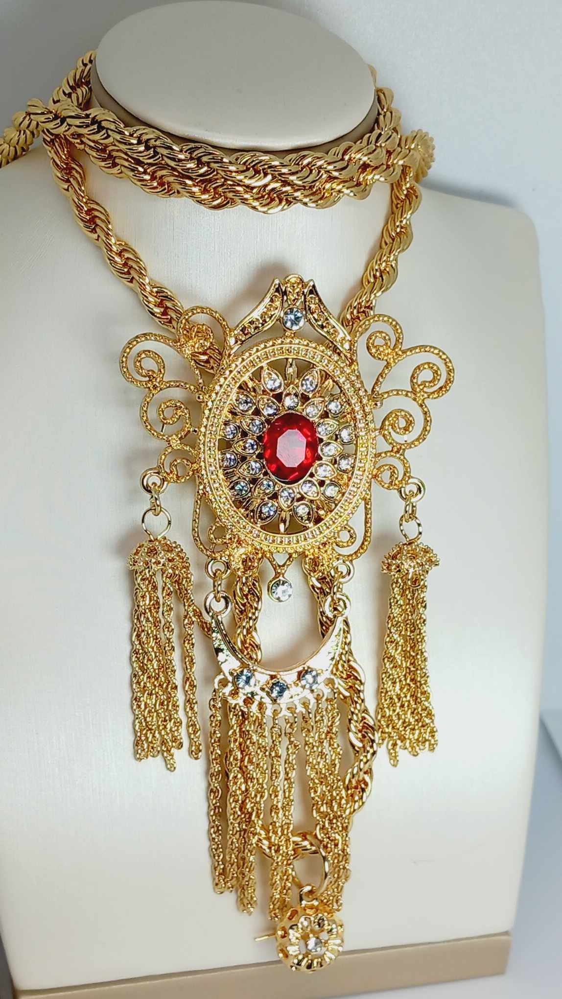 Nouveau collier oriental perle rouge